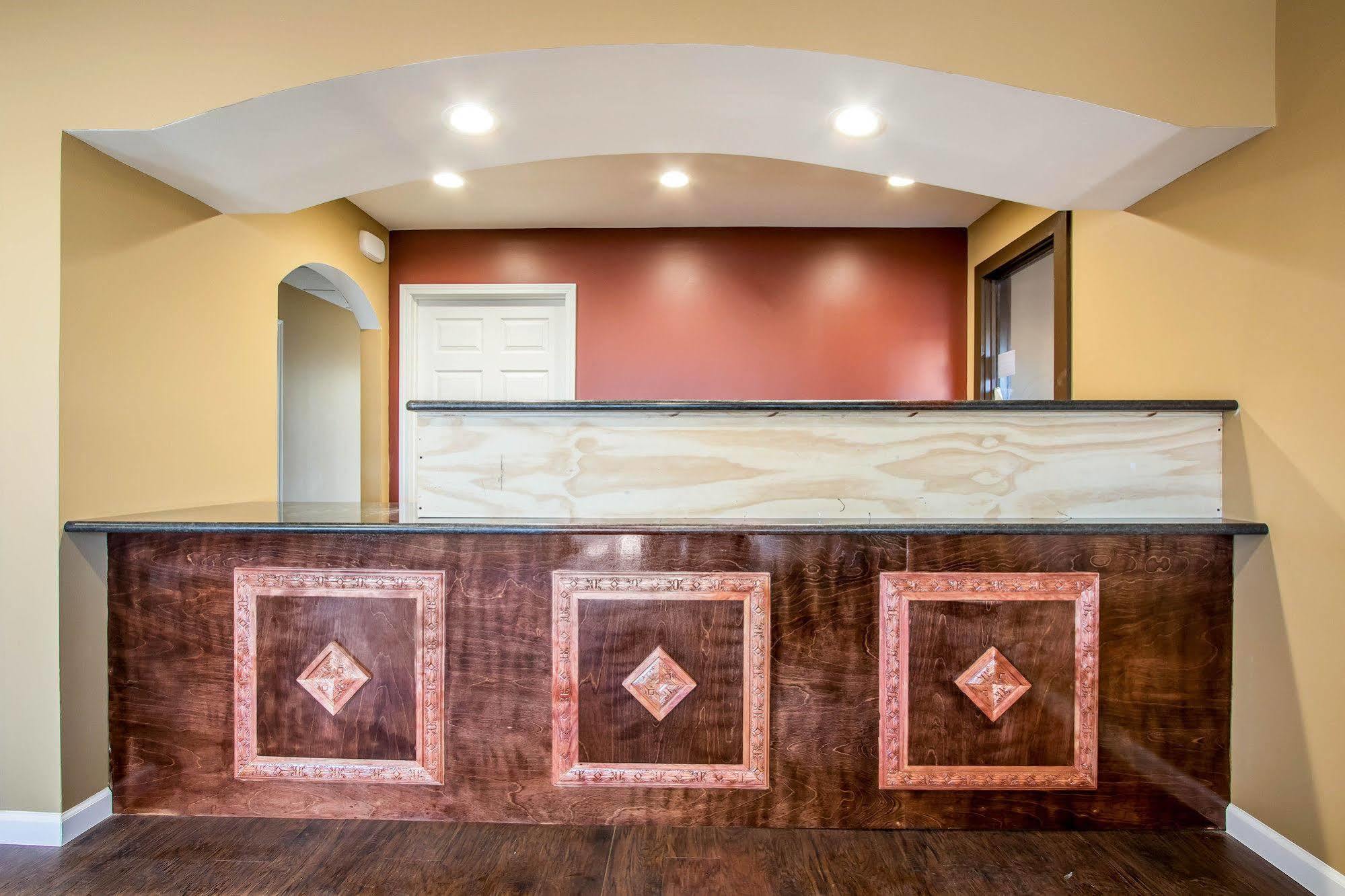Rodeway Inn & Suites Brookhaven Extérieur photo