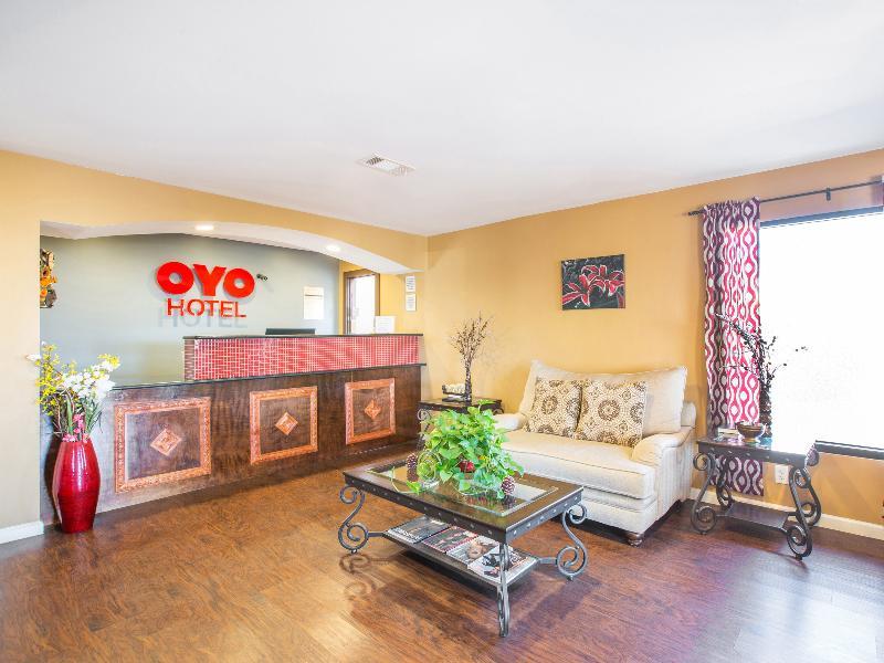 Rodeway Inn & Suites Brookhaven Extérieur photo