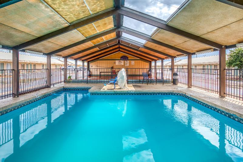 Rodeway Inn & Suites Brookhaven Extérieur photo